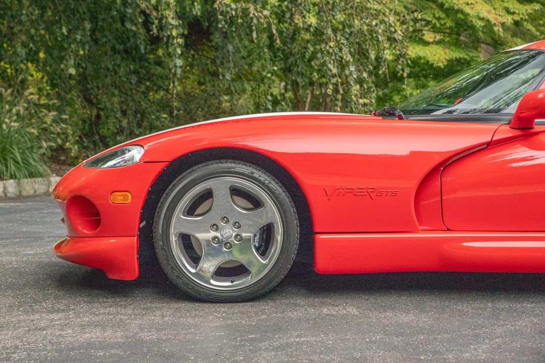 2002 Dodge Viper GTS 2nd Gen - Image 20 of 31