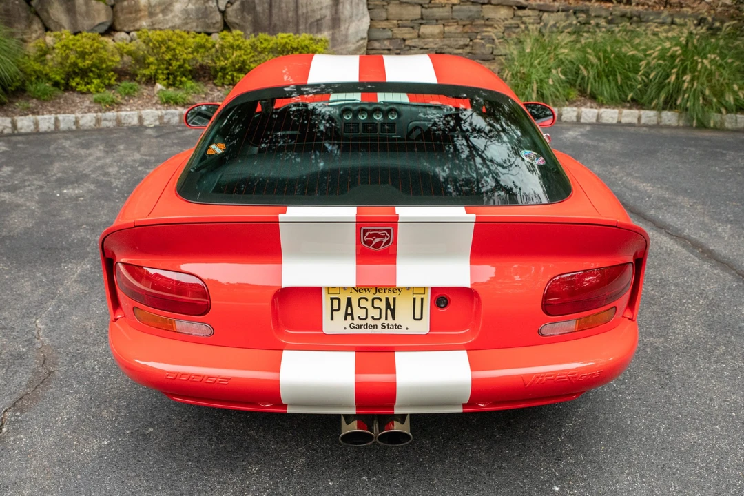 2002 Dodge Viper GTS 2nd Gen - Image 24 of 31