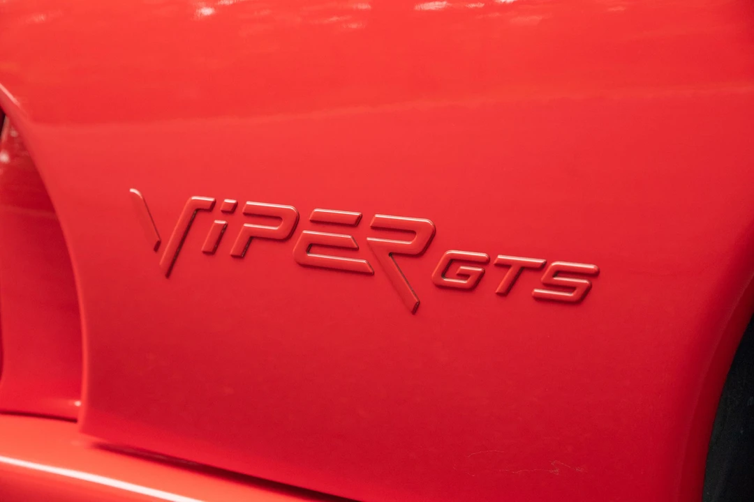 2002 Dodge Viper GTS 2nd Gen - Image 27 of 31