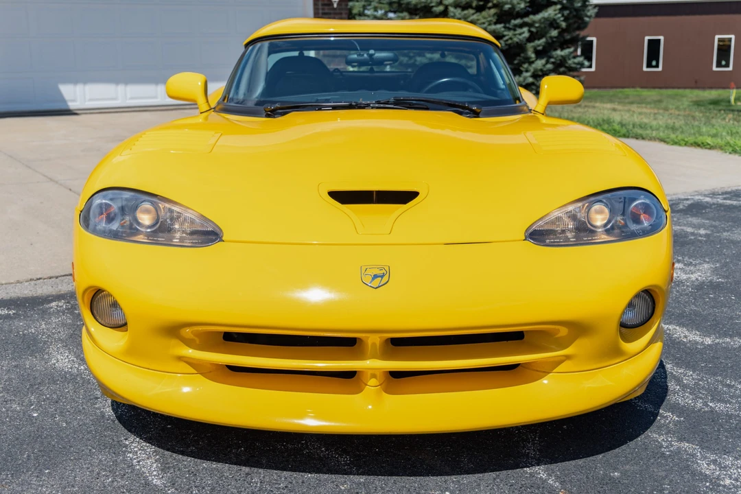 2002 Dodge Viper 2nd Gen - Image 16 of 31