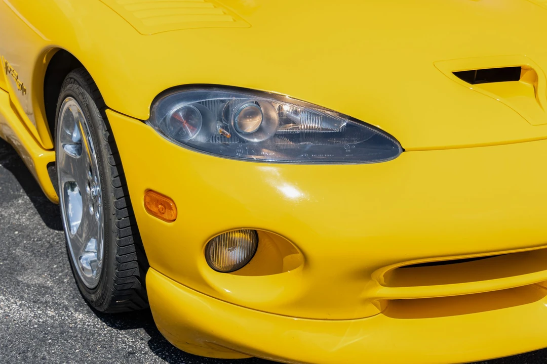 2002 Dodge Viper 2nd Gen - Image 17 of 31