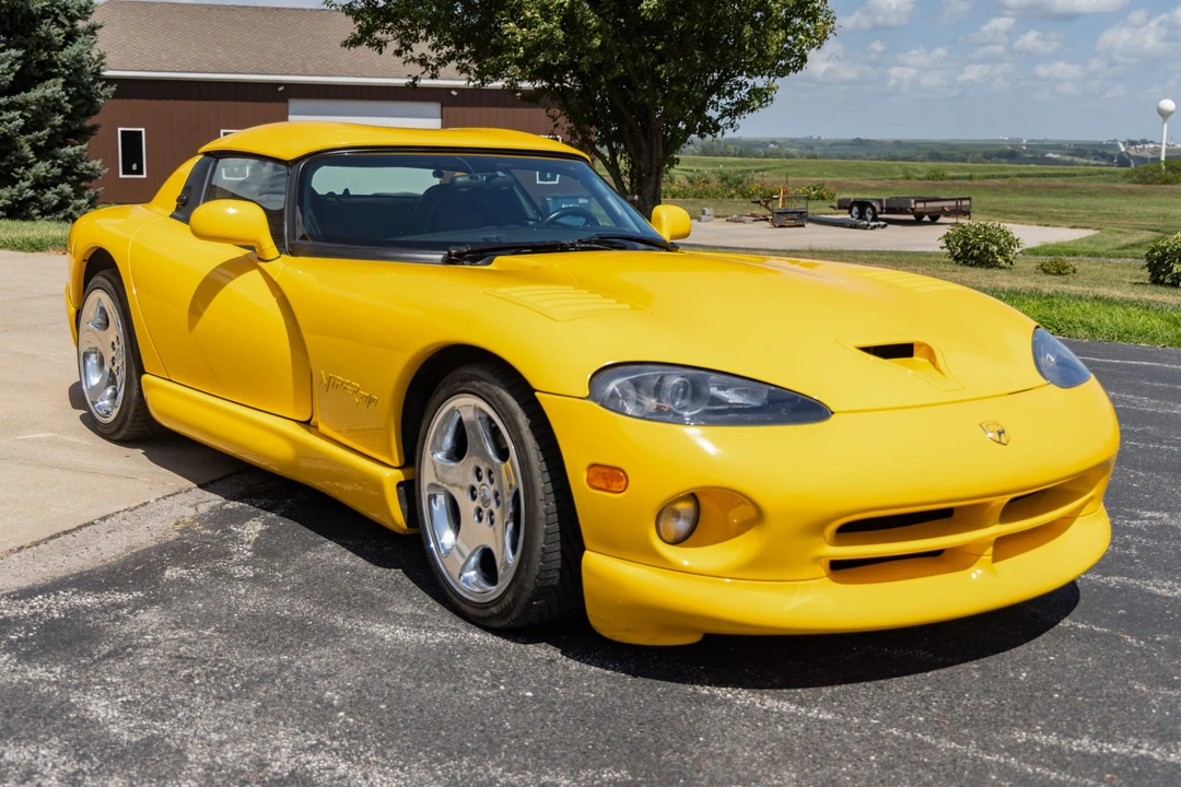 2002 Dodge Viper 2nd Gen - Image 9 of 31
