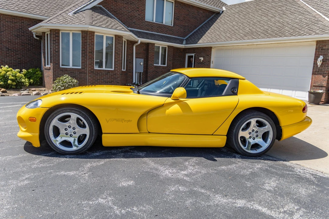2002 Dodge Viper 2nd Gen - Image 14 of 31