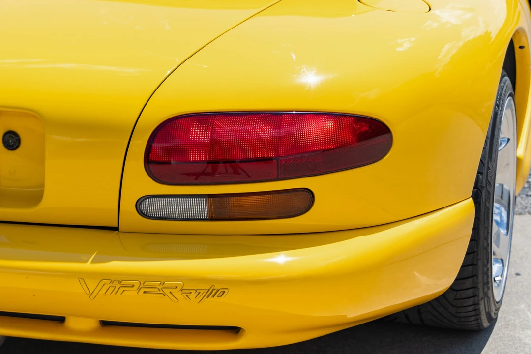 2002 Dodge Viper 2nd Gen - Image 21 of 31