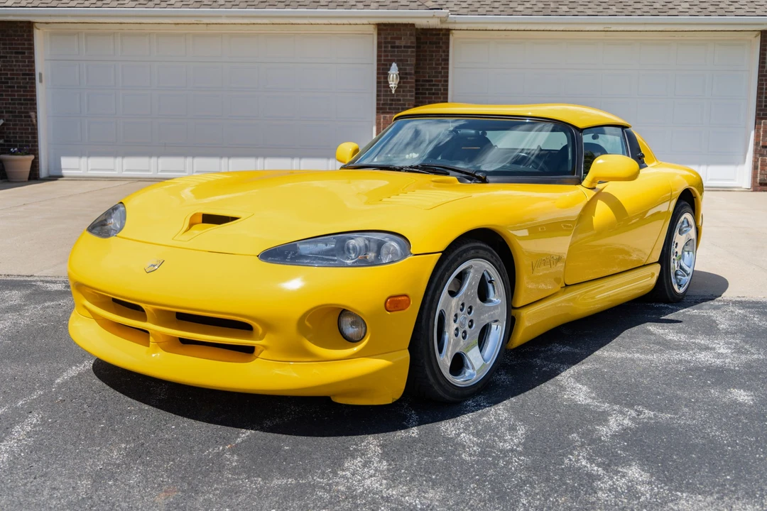 2002 Dodge Viper 2nd Gen - Image 15 of 31