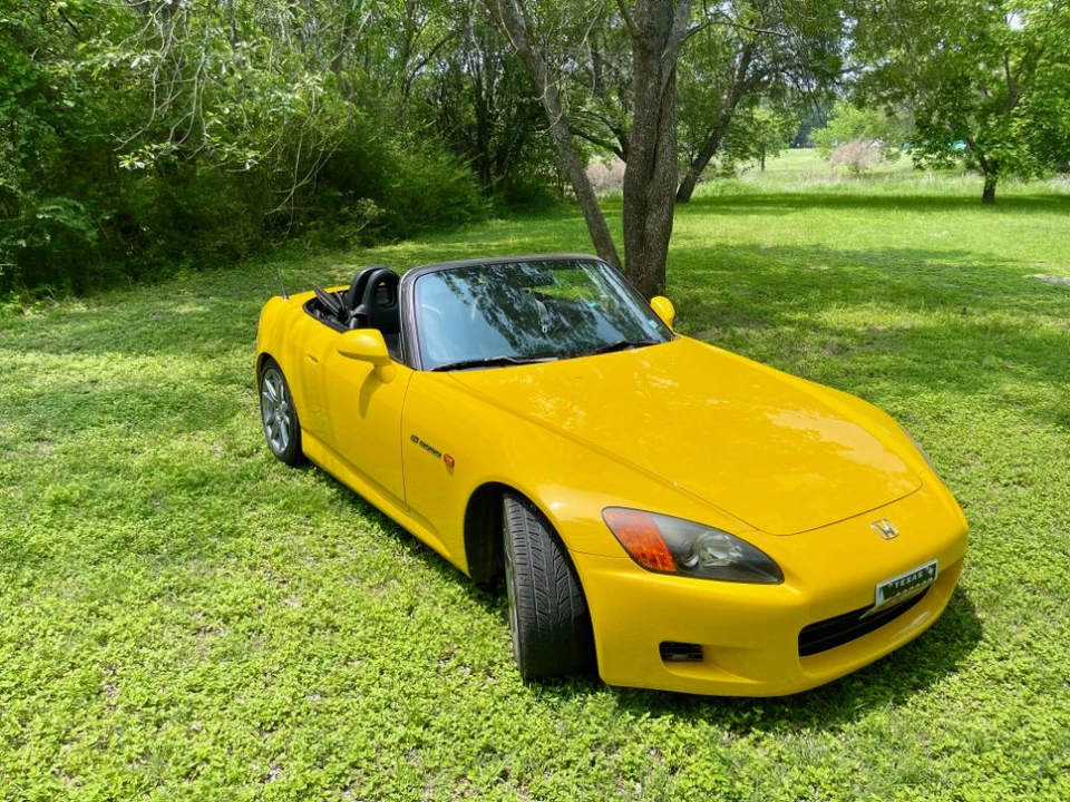 2002 Honda AP1 S2000 - Image 2 of 31