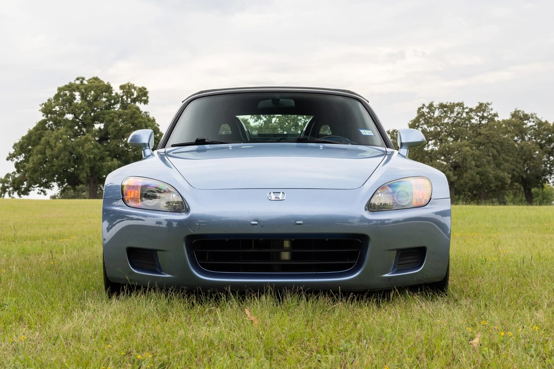 2002 Honda AP1 S2000 - Image 2 of 31