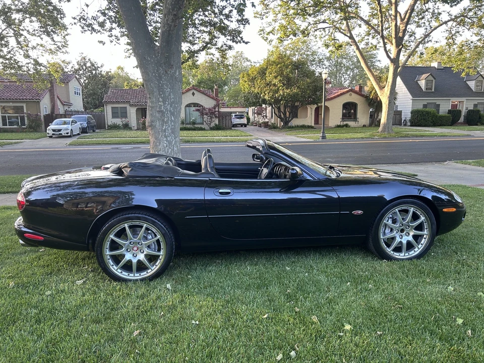 2002 Jaguar X100 XKR - Image 9 of 31