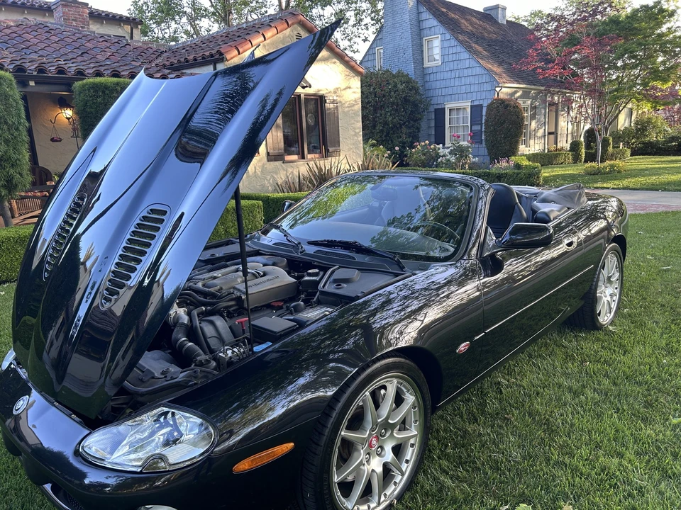 2002 Jaguar X100 XKR - Image 16 of 31