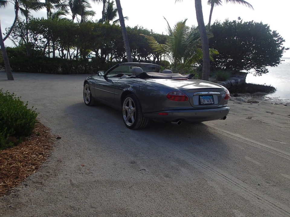 2002 Jaguar X100 XKR - Image 12 of 31