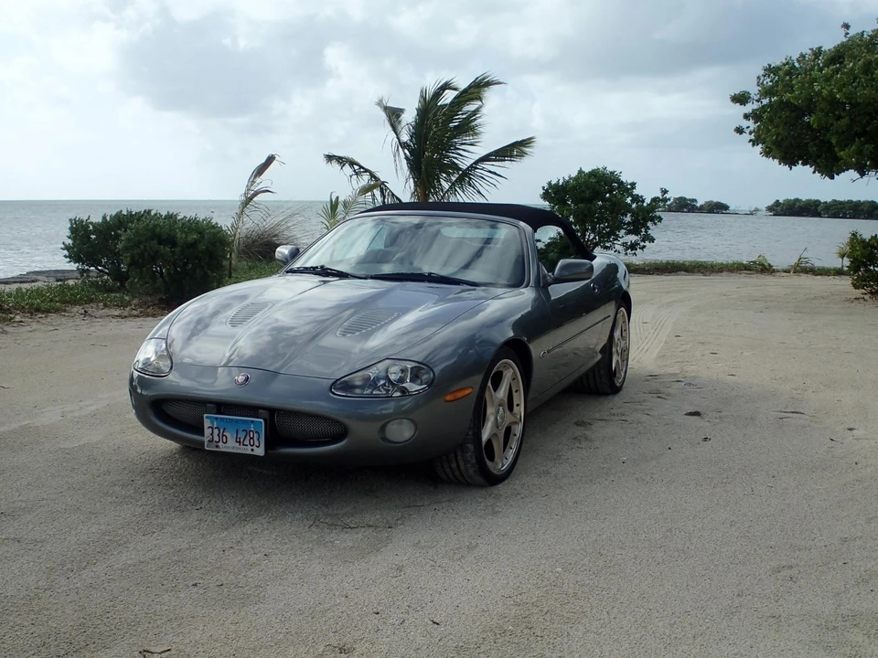 2002 Jaguar X100 XKR - Image 15 of 31