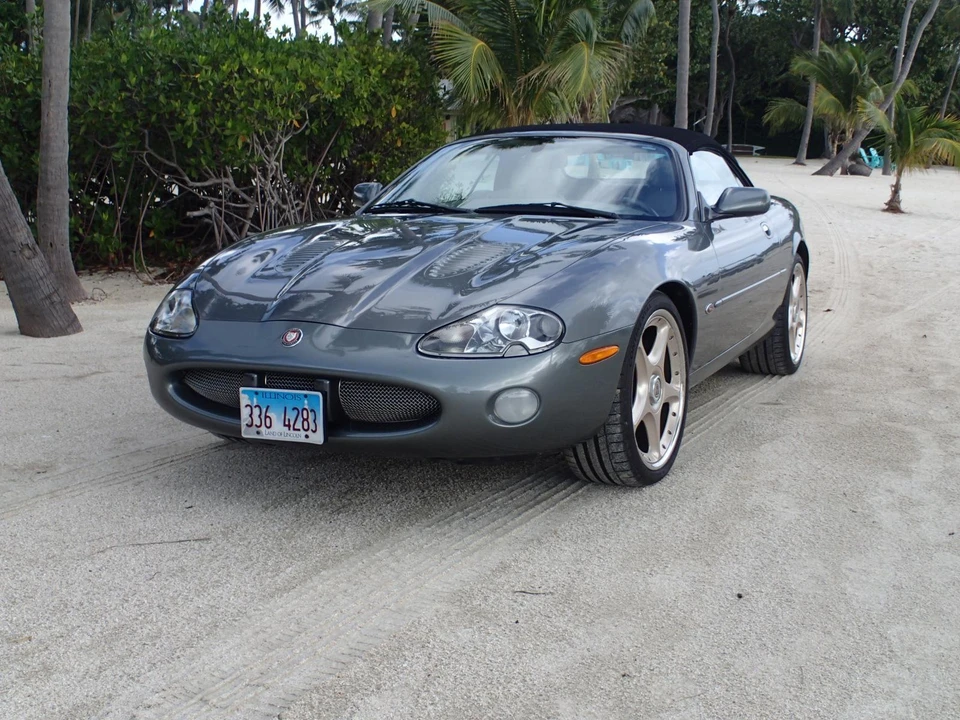 2002 Jaguar X100 XKR - Image 14 of 31