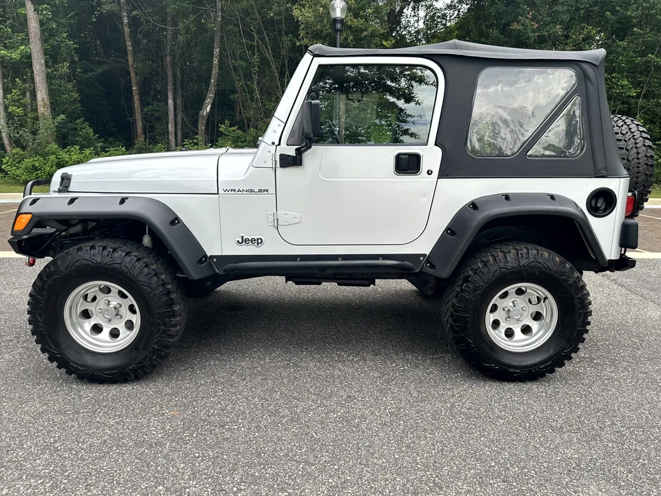 2002 Jeep TJ Wrangler - Image 25 of 31