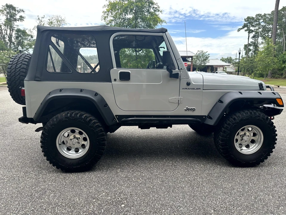 2002 Jeep TJ Wrangler - Image 19 of 31