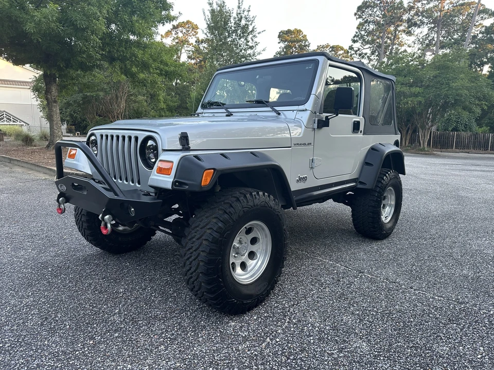2002 Jeep TJ Wrangler - Image 2 of 31