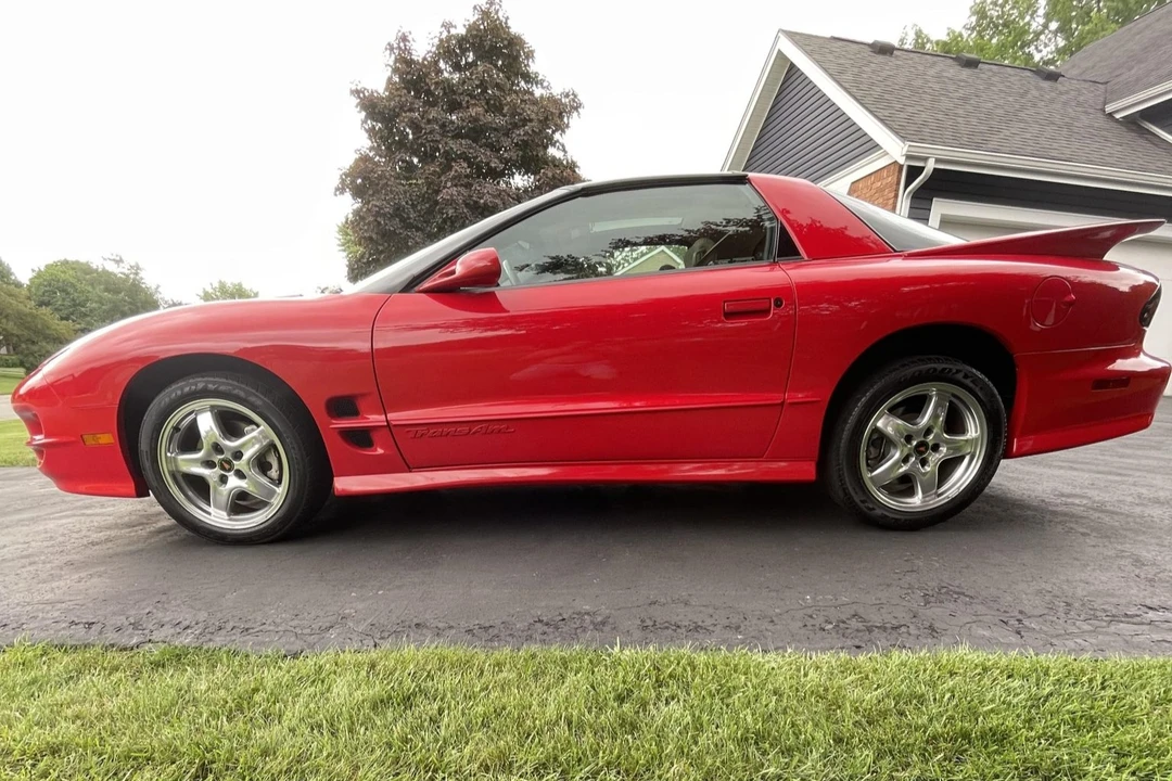 2002 Pontiac Firebird Trans Am 4th Gen - Image 5 of 31