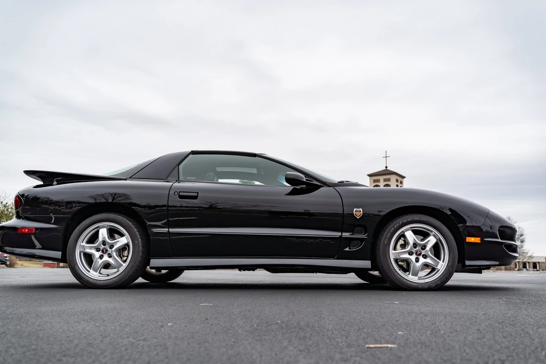 2002 Pontiac Firebird Trans Am 4th Gen - Image 7 of 31