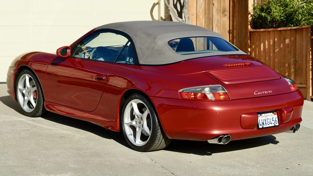 2002 Porsche 996 Carrera - Image 14 of 31