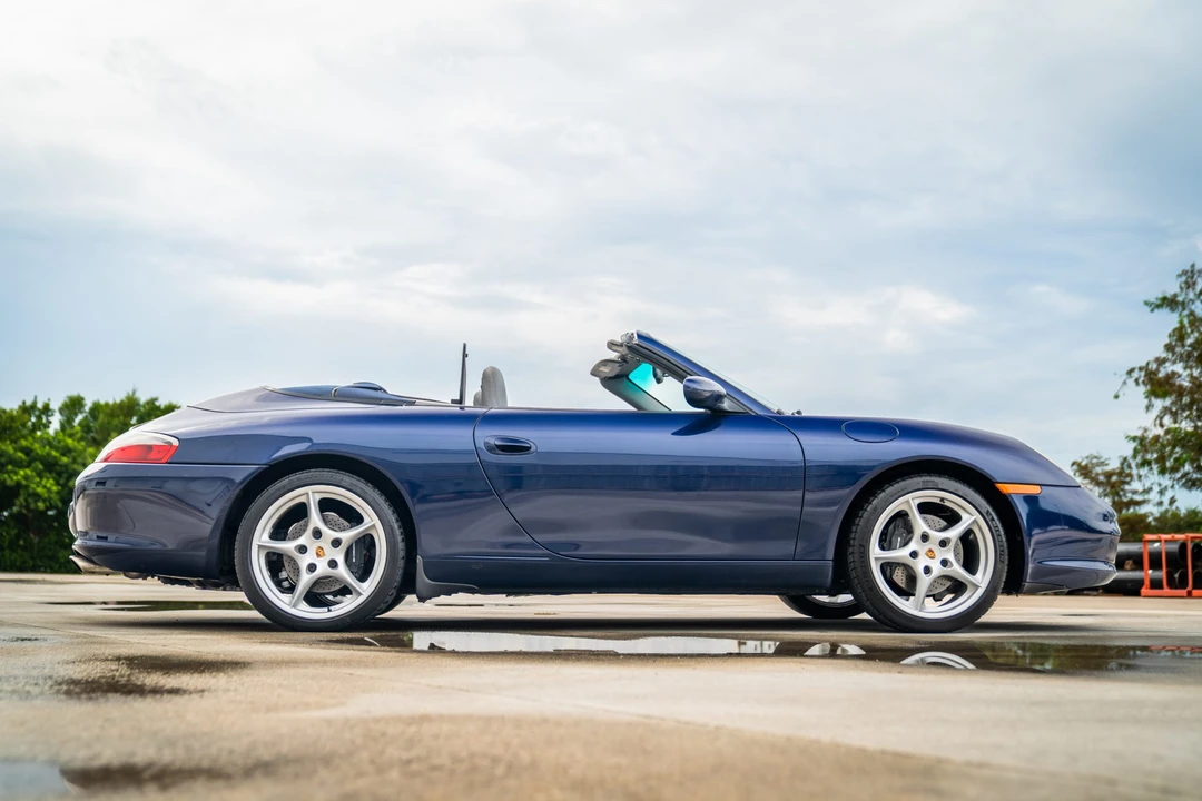 2002 Porsche 996 Carrera - Image 6 of 31