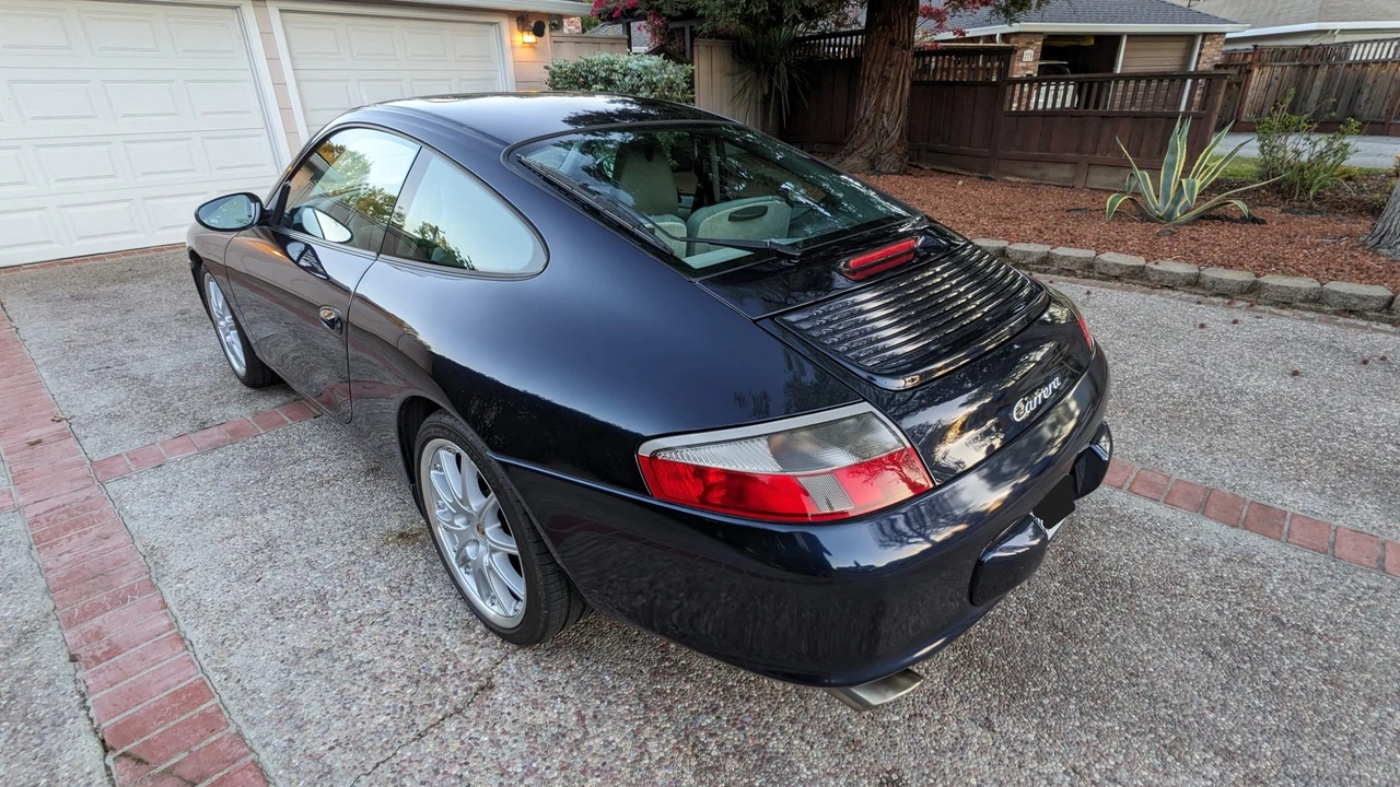 2002 Porsche 996 Carrera - Image 8 of 31