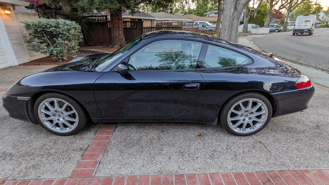 2002 Porsche 996 Carrera - Image 6 of 31