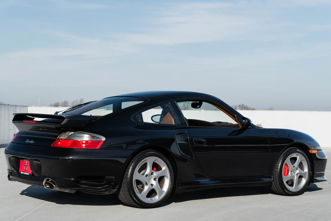 2002 Porsche 996 Turbo - Image 5 of 31
