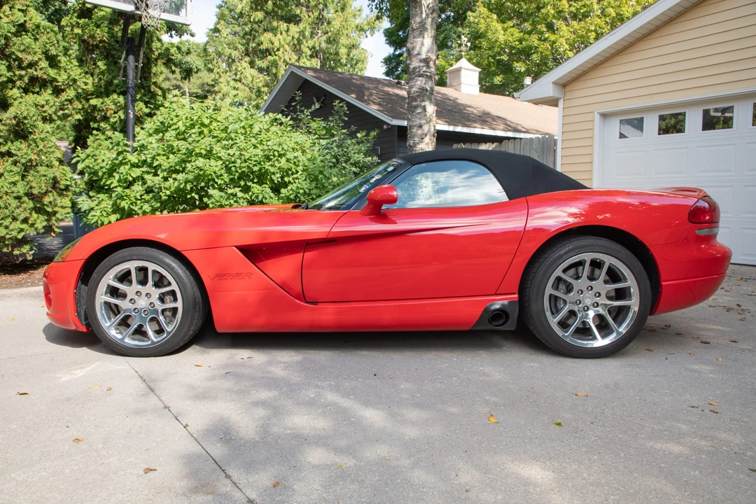 2003 Dodge Viper 3rd Gen - Image 19 of 31