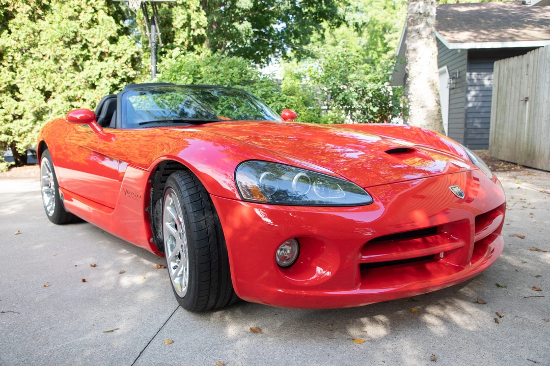 2003 Dodge Viper 3rd Gen - Image 2 of 31