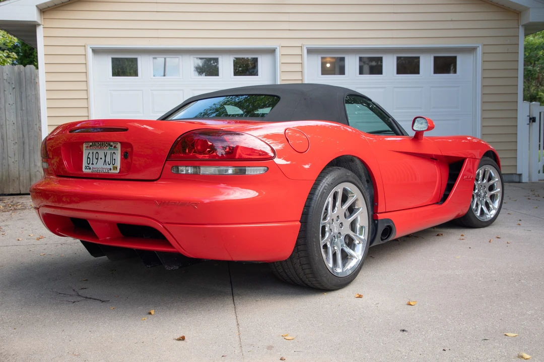 2003 Dodge Viper 3rd Gen - Image 14 of 31