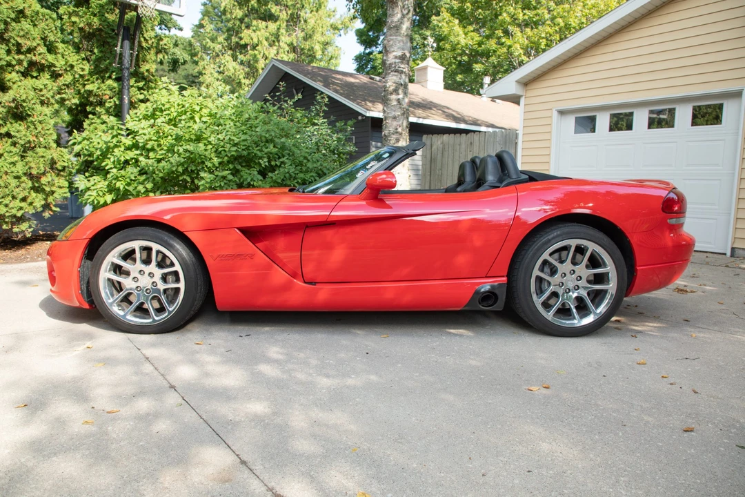 2003 Dodge Viper 3rd Gen - Image 8 of 31