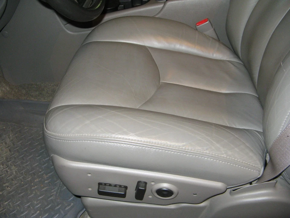 2003 GMC Yukon 2nd Gen - Image 19 of 31