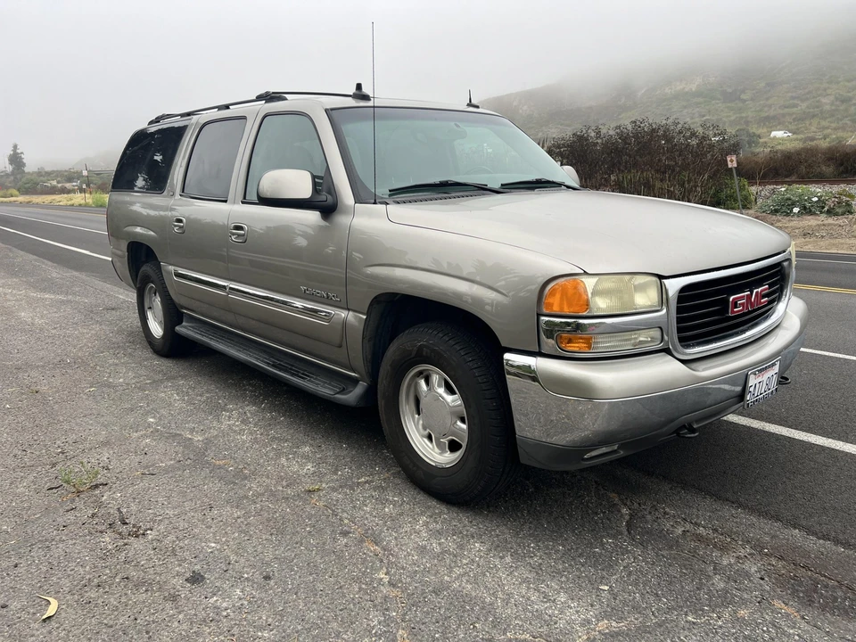2003 GMC Yukon 2nd Gen - Image 15 of 31