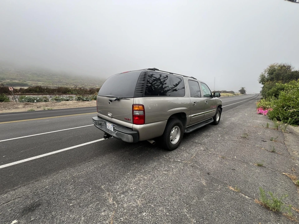2003 GMC Yukon 2nd Gen - Image 11 of 31