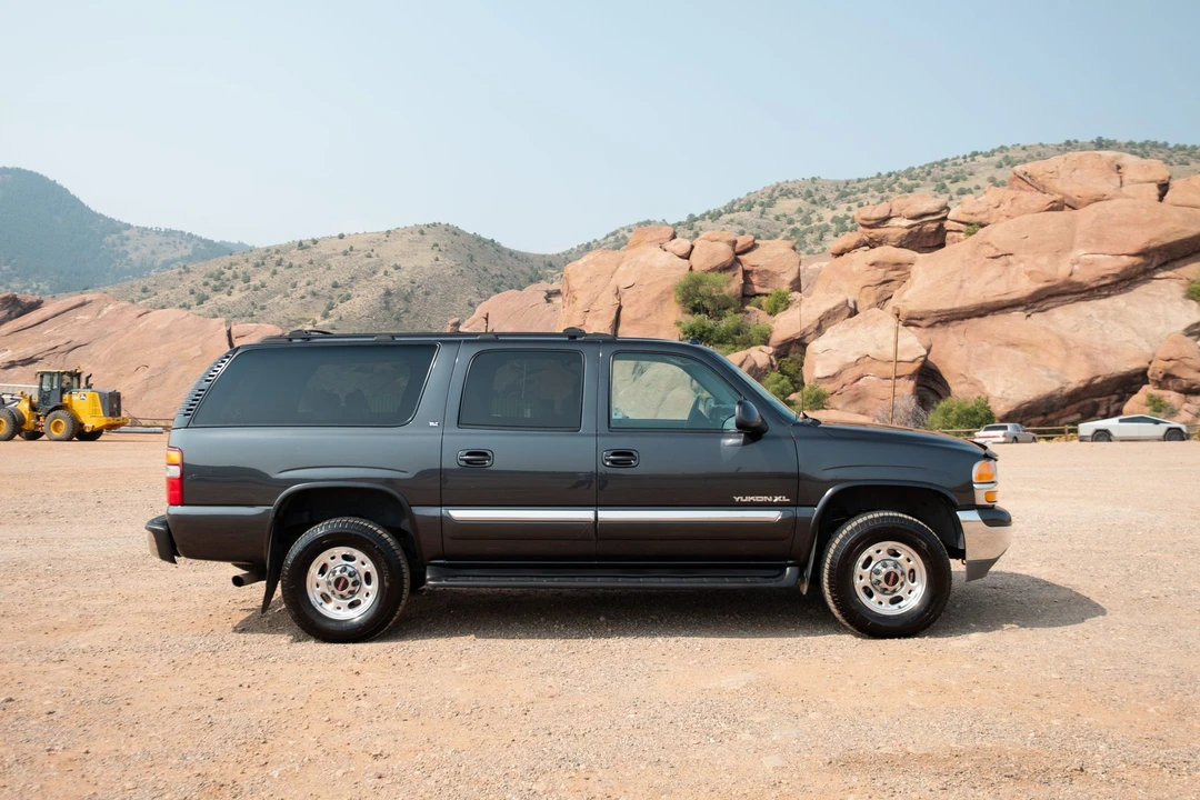 2003 GMC Yukon 2nd Gen - Image 16 of 31