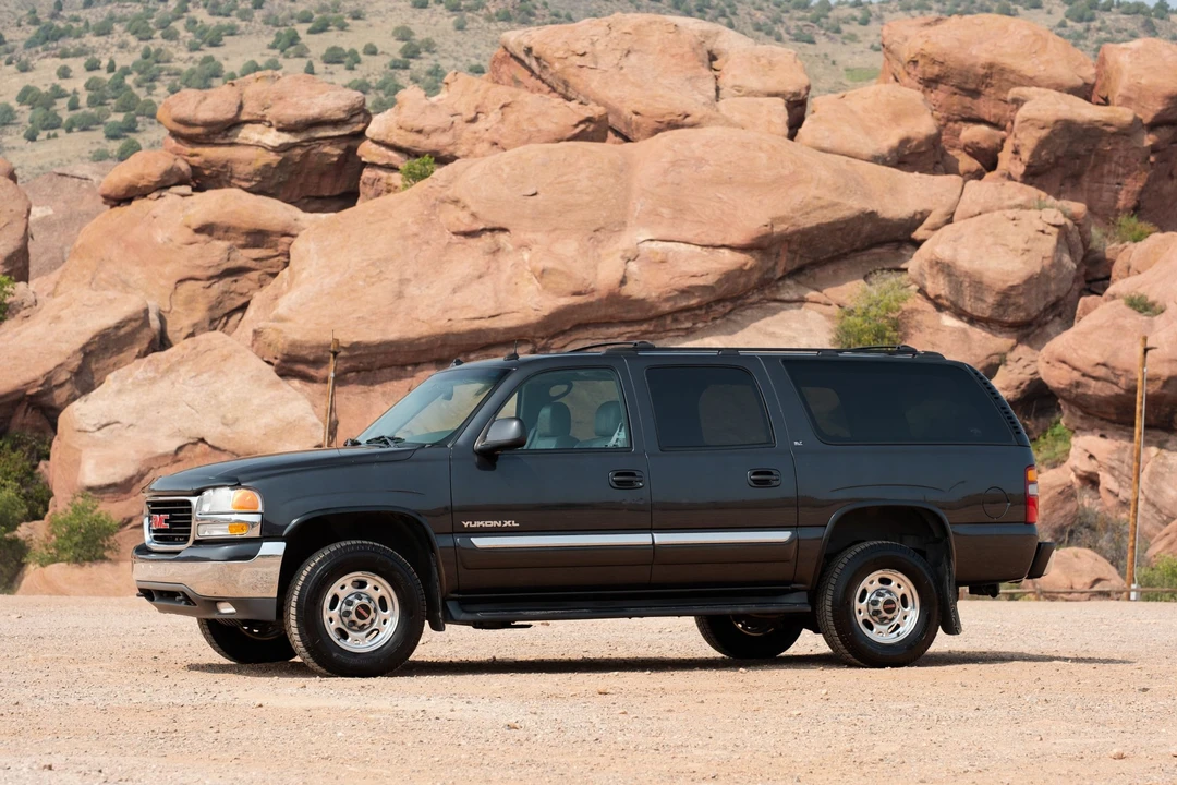 2003 GMC Yukon 2nd Gen - Image 28 of 31