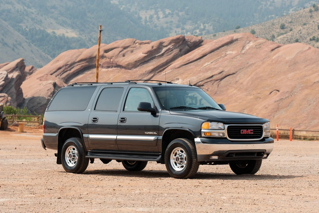 2003 GMC Yukon 2nd Gen - Image 13 of 31
