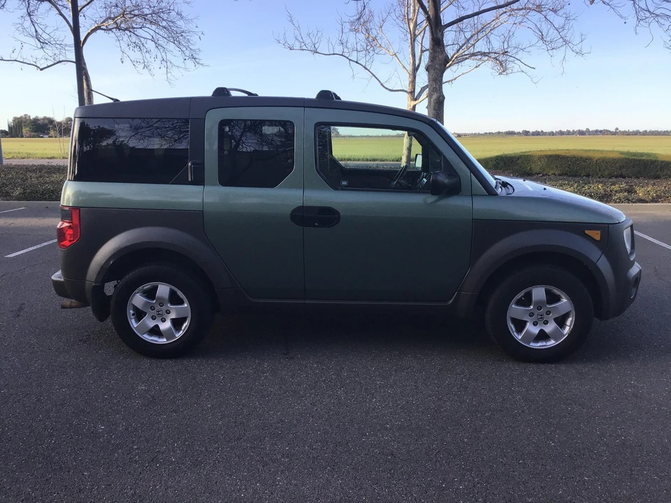 2003 Honda Element - Image 25 of 31