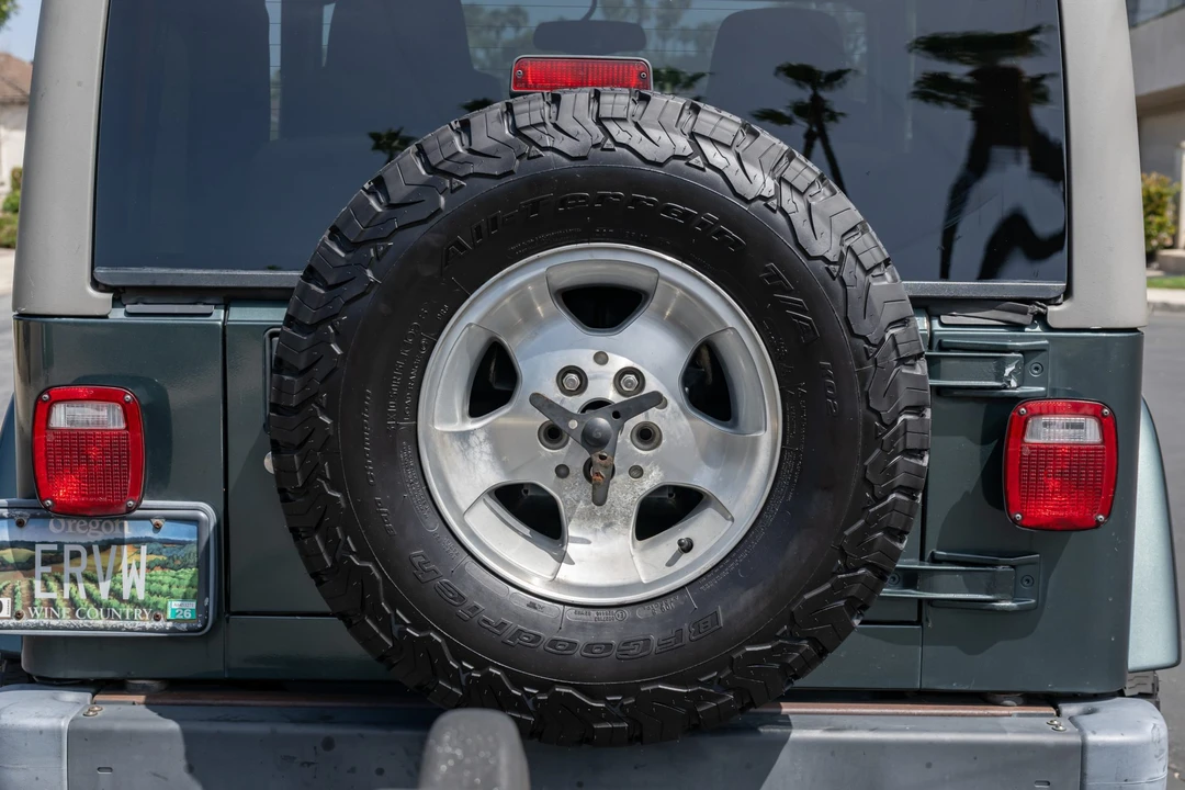 2003 Jeep TJ Wrangler - Image 25 of 31