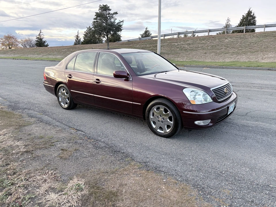 2003 Lexus LS 2nd Gen - Image 26 of 31