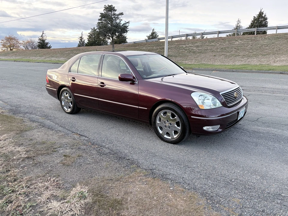 2003 Lexus LS 2nd Gen - Image 27 of 31