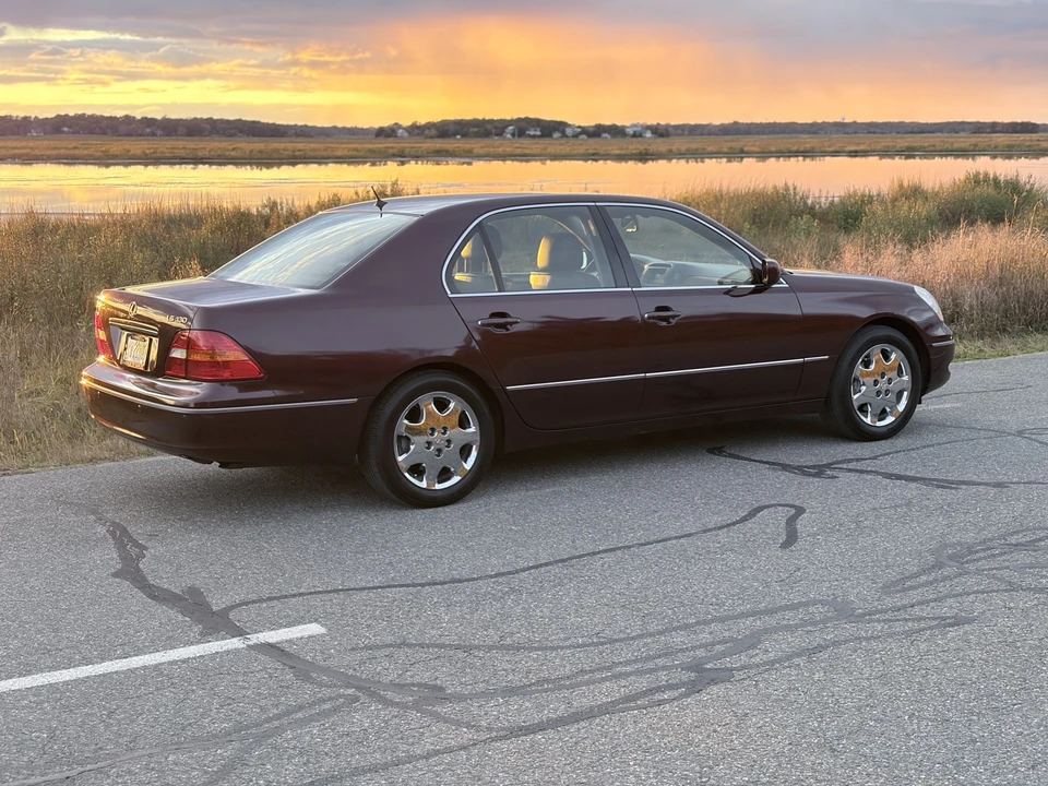 2003 Lexus LS 2nd Gen - Image 20 of 31