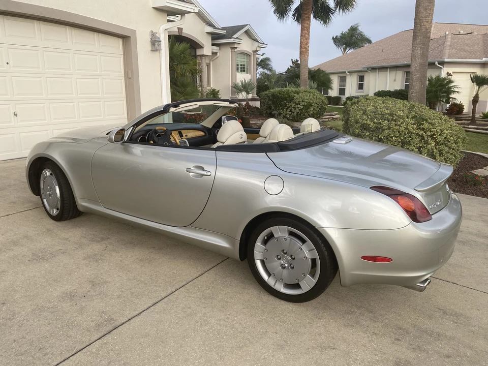 2003 Lexus SC430 - Image 11 of 31