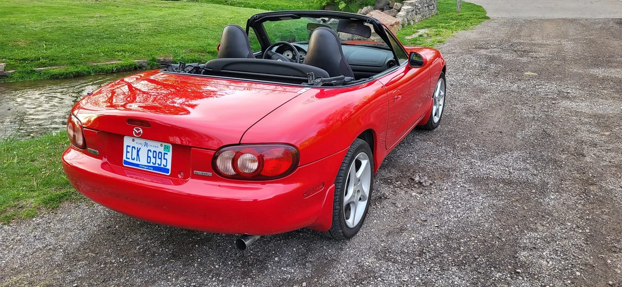 2003 Mazda NB MX-5 Miata - Image 14 of 31