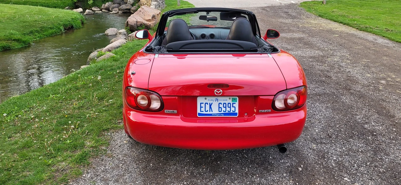2003 Mazda NB MX-5 Miata - Image 11 of 31
