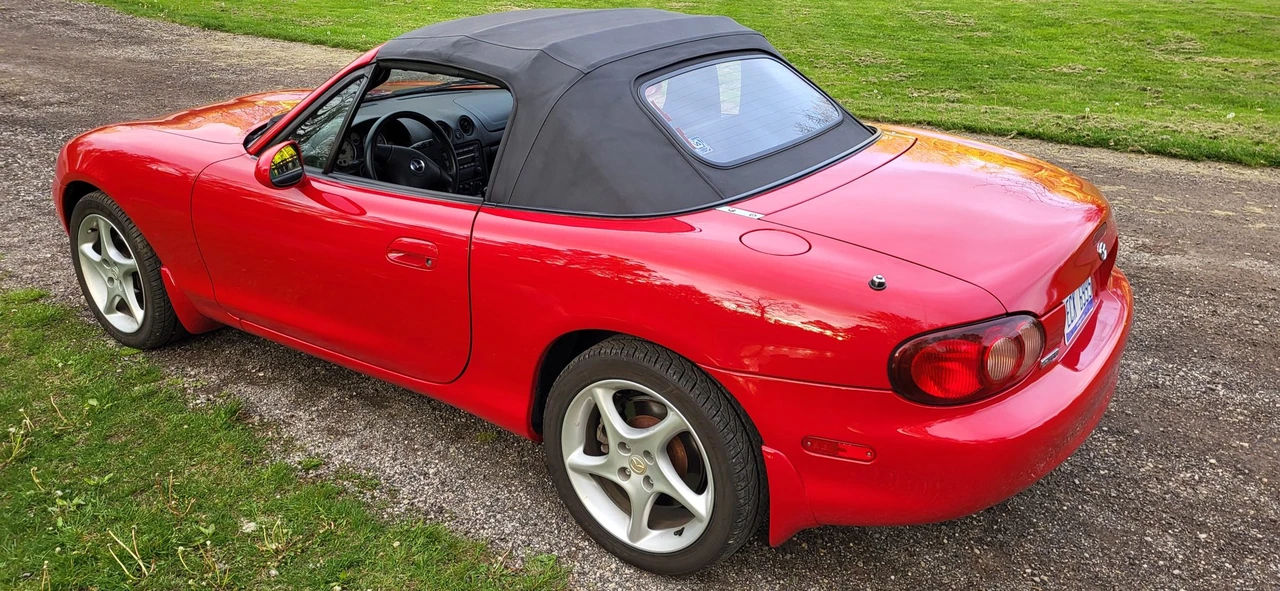 2003 Mazda NB MX-5 Miata - Image 27 of 31