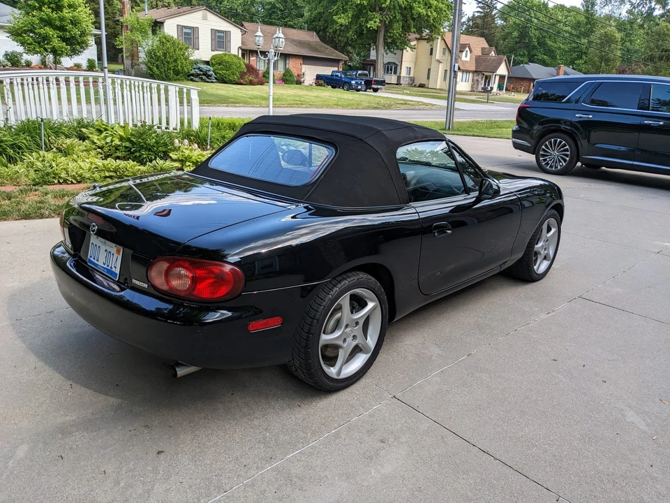 2003 Mazda NB MX-5 Miata - Image 14 of 31