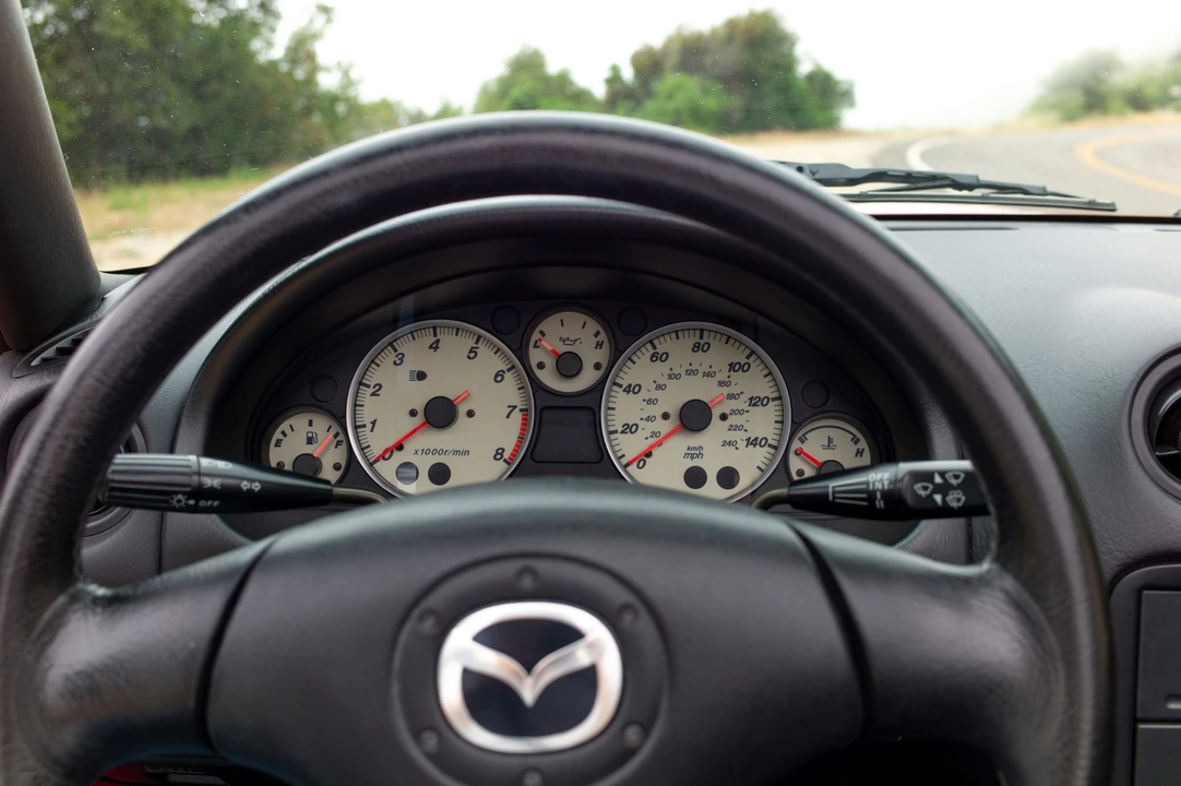 2003 Mazda NB MX-5 Miata - Image 30 of 31
