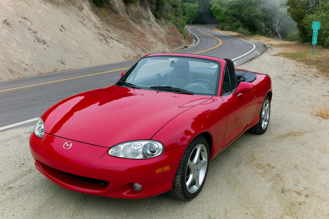 2003 Mazda NB MX-5 Miata - Image 3 of 31