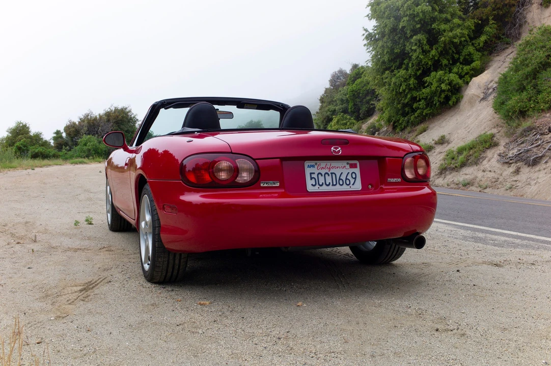 2003 Mazda NB MX-5 Miata - Image 8 of 31
