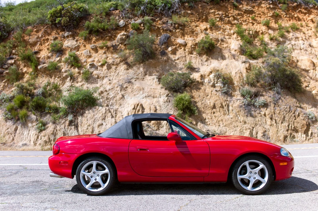2003 Mazda NB MX-5 Miata - Image 10 of 31